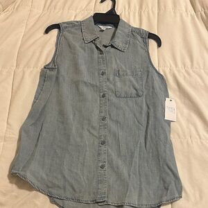 Time and Tru Light Blue Sleeveless Top